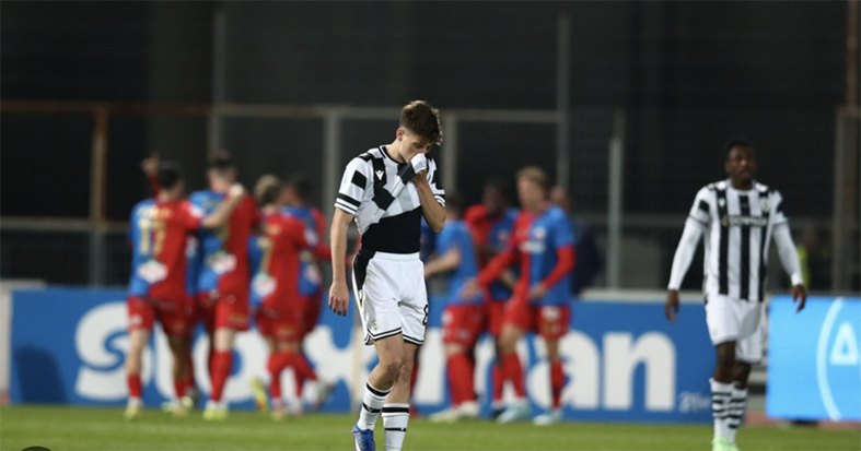 ΑΘΛΗΤΙΚΑ - Τρομερή νίκη του Βόλου επί του ΠΑΟΚ (2-1) ΑΘΛΗΤΙΚΑ - Τρομερή νίκη του Βόλου επί του ΠΑΟΚ (2-1)