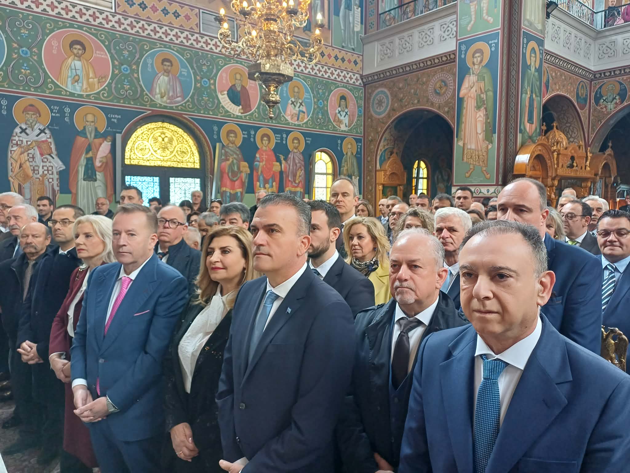 ΛΑΡΙΣΑ - Λαμπρός ο εορτασμός της 25ης Μαρτίου στη Λάρισα-Η δοξολογία στον Άγιο Αχίλλιο (ΦΩΤΟ+video) ΛΑΡΙΣΑ - Λαμπρός ο εορτασμός της 25ης Μαρτίου στη Λάρισα-Η δοξολογία στον Άγιο Αχίλλιο (ΦΩΤΟ+video)