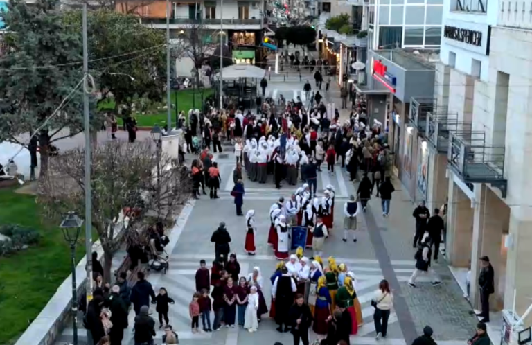 ΒΟΛΟΣ - Βόλος: Μουσική, φορεσιές και παραδοσιακοί ρυθμοί στο 5ο Φεστιβάλ Παραδοσιακών χορών ΒΟΛΟΣ - Βόλος: Μουσική, φορεσιές και παραδοσιακοί ρυθμοί στο 5ο Φεστιβάλ Παραδοσιακών χορών