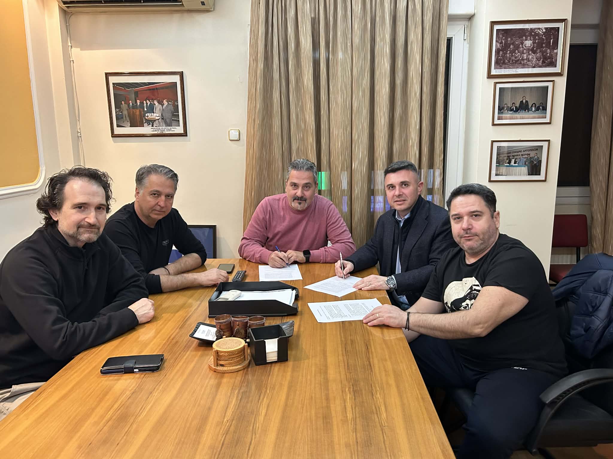 ΛΑΡΙΣΑ - Στρατηγική Συνεργασία της Συντεχνίας Αρτοποιών Λάρισας με το Ελληνο-Ιταλικό Επιμελητήριο Θεσσαλονίκης ΛΑΡΙΣΑ - Στρατηγική Συνεργασία της Συντεχνίας Αρτοποιών Λάρισας με το Ελληνο-Ιταλικό Επιμελητήριο Θεσσαλονίκης