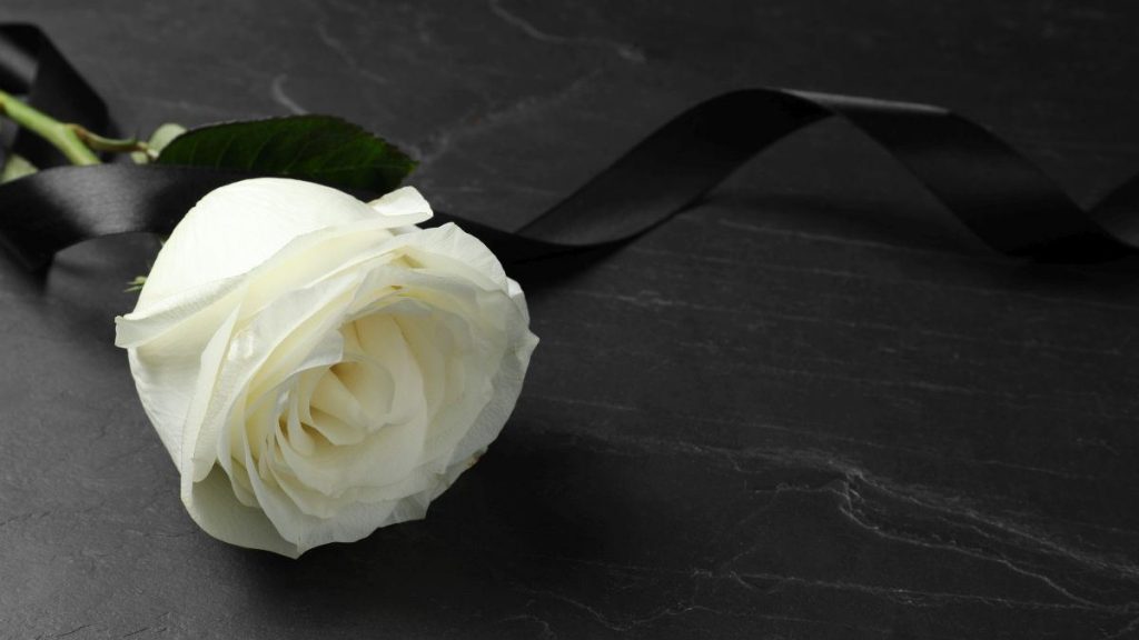 ΛΑΡΙΣΑ - Έφυγαν από τη ζωή πέντε Λαρισαίοι ΛΑΡΙΣΑ - Έφυγαν από τη ζωή πέντε Λαρισαίοι