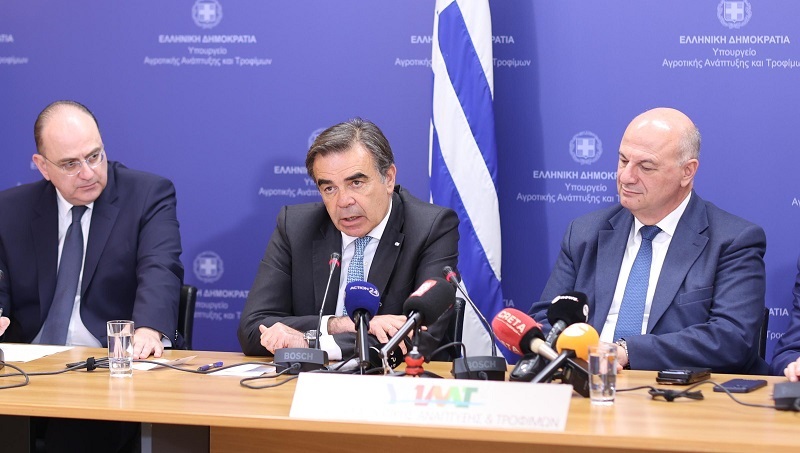 Το μήνυμα Κουρέτα προς νέο υπουργό Αγροτ. Ανάπτυξης: να είναι προσεκτικός με τη Θεσσαλία. Έχει τις περισσότερες εξαγωγές Το μήνυμα Κουρέτα προς νέο υπουργό Αγροτ. Ανάπτυξης: να είναι προσεκτικός με τη Θεσσαλία. Έχει τις περισσότερες εξαγωγές