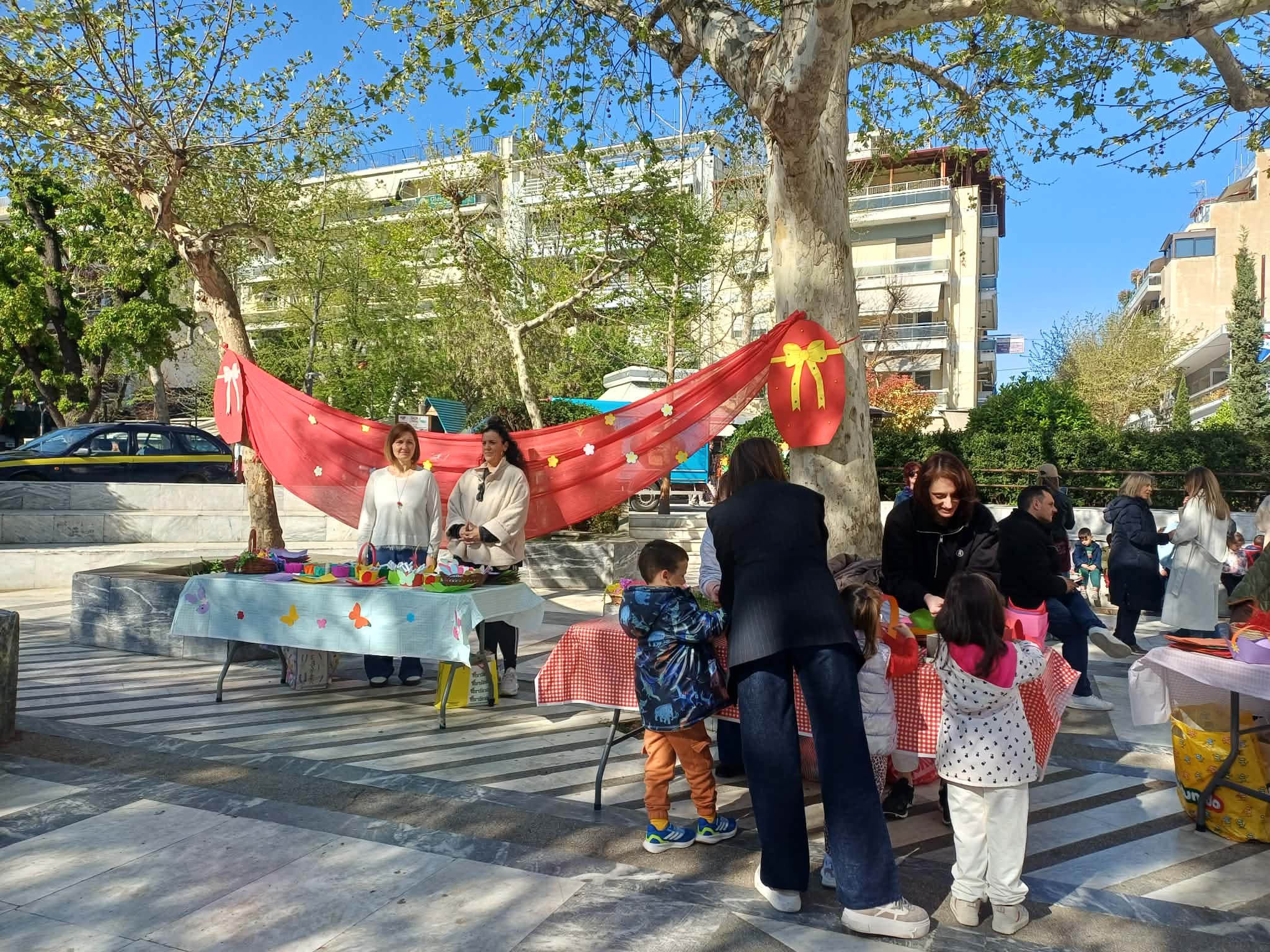 ΛΑΡΙΣΑ - Πολύχρωμο Πασχαλινό εργαστήρι για τα παιδιά έστησε στην Ταχυδρομείου ο Δήμος Λαρισαίων (ΦΩΤΟ) ΛΑΡΙΣΑ - Πολύχρωμο Πασχαλινό εργαστήρι για τα παιδιά έστησε στην Ταχυδρομείου ο Δήμος Λαρισαίων (ΦΩΤΟ)