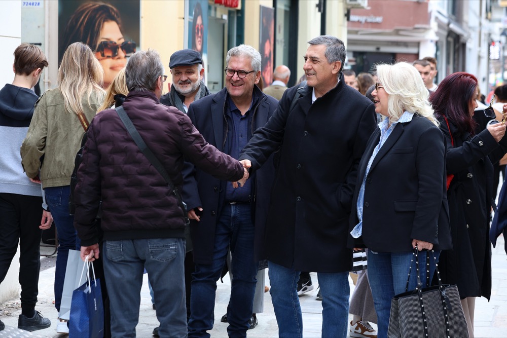 ΒΟΛΟΣ - Στον Μητροπολιτικό Ναό του Αγίου Νικολάου στον Βόλο ο Περιφερειάρχης Θεσσαλίας Δημήτρης Κουρέτας ΒΟΛΟΣ - Στον Μητροπολιτικό Ναό του Αγίου Νικολάου στον Βόλο ο Περιφερειάρχης Θεσσαλίας Δημήτρης Κουρέτας