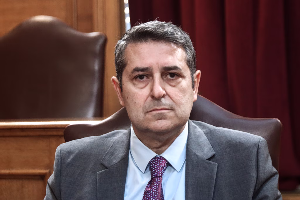 ΠΟΛΙΤΙΚΗ - Στη ΜΕΘ διασωλημένος με εγκεφαλικό ανεύρυσμα ο Γιώργος Μυλωνάκης – Στον Ευαγγελισμό ο Μητσοτάκης ΠΟΛΙΤΙΚΗ - Στη ΜΕΘ διασωλημένος με εγκεφαλικό ανεύρυσμα ο Γιώργος Μυλωνάκης – Στον Ευαγγελισμό ο Μητσοτάκης