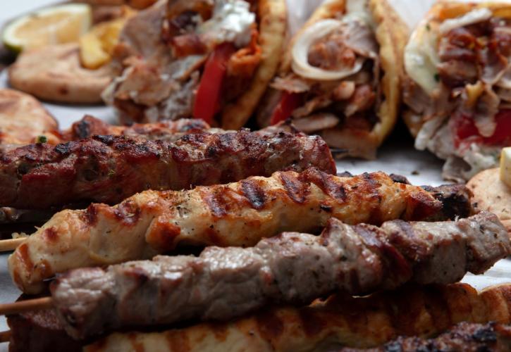 Αγροτικά - Γιατί τα κρέατα «έχουν προτεραιότητα» στις αυξήσεις τιμών λόγω πολέμου; Αγροτικά - Γιατί τα κρέατα «έχουν προτεραιότητα» στις αυξήσεις τιμών λόγω πολέμου;