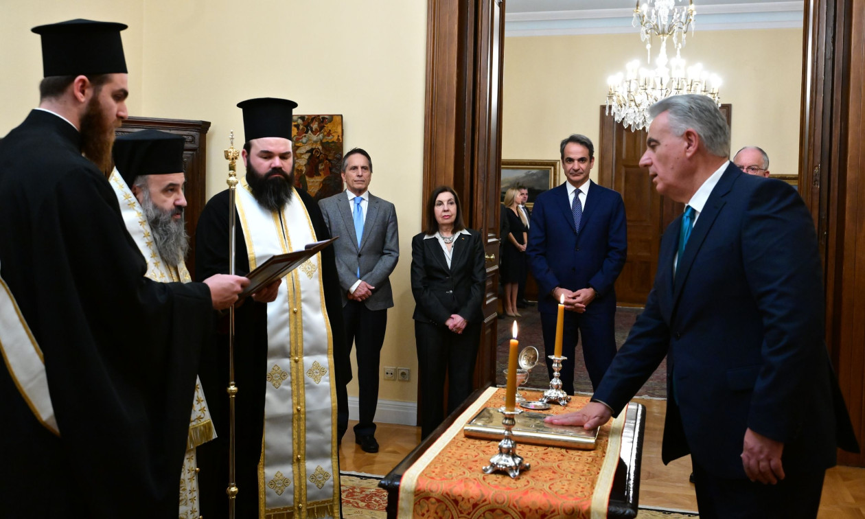 Αγροτικά - Ορκίστηκε ο Αθανάσιος Καββαδάς ως υφυπουργός Αγροτικής Ανάπτυξης και Τροφίμων Αγροτικά - Ορκίστηκε ο Αθανάσιος Καββαδάς ως υφυπουργός Αγροτικής Ανάπτυξης και Τροφίμων