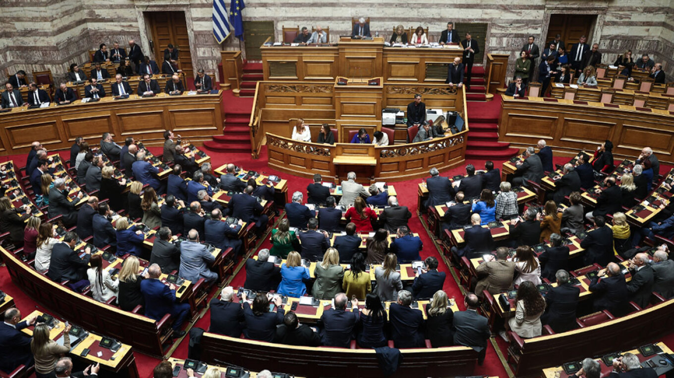 ΠΟΛΙΤΙΚΗ - Με ευρύτατη πλειοψηφία το «ναι» στην άρση της ασυλίας των 13 βουλευτών της ΝΔ για ΟΠΕΚΕΠΕ ΠΟΛΙΤΙΚΗ - Με ευρύτατη πλειοψηφία το «ναι» στην άρση της ασυλίας των 13 βουλευτών της ΝΔ για ΟΠΕΚΕΠΕ