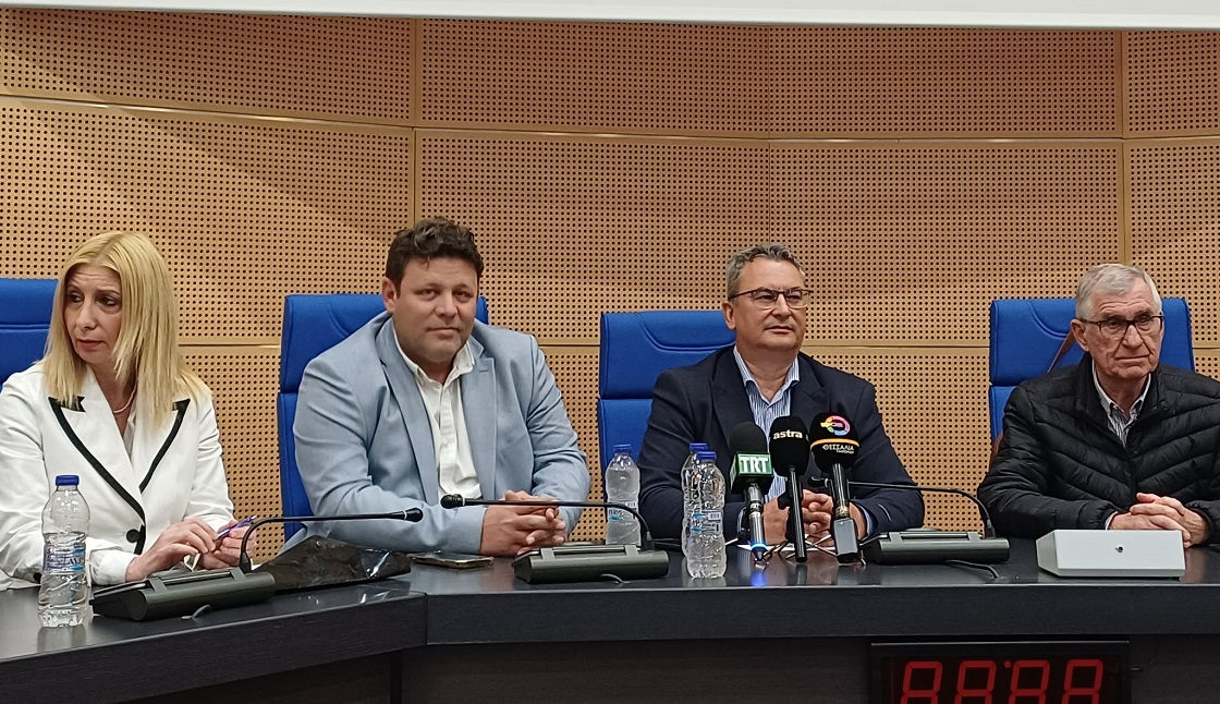 ΛΑΡΙΣΑ - Η Λάρισα γίνεται μια αγκαλιά – Πρεμιέρα την Πέμπτη για τις εκδηλώσεις ενημέρωσης και ευαισθητοποίησης (video) ΛΑΡΙΣΑ - Η Λάρισα γίνεται μια αγκαλιά – Πρεμιέρα την Πέμπτη για τις εκδηλώσεις ενημέρωσης και ευαισθητοποίησης (video)