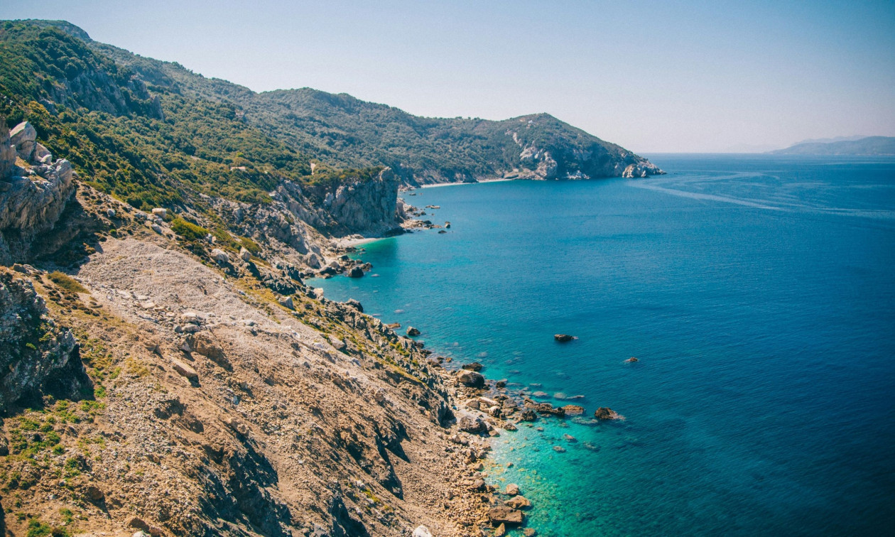 ΒΟΛΟΣ - AGORA στη Σκιάθο: Μοντέλο Βιώσιμου Τουρισμού με Προτεραιότητα στην Κοινωνία και το Περιβάλλον ΒΟΛΟΣ - AGORA στη Σκιάθο: Μοντέλο Βιώσιμου Τουρισμού με Προτεραιότητα στην Κοινωνία και το Περιβάλλον