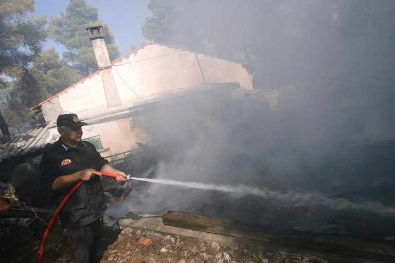 ΒΟΛΟΣ - Ολοσχερής καταστροφή σπιτιού από φωτιά στις Νηές Σούρπης ΒΟΛΟΣ - Ολοσχερής καταστροφή σπιτιού από φωτιά στις Νηές Σούρπης