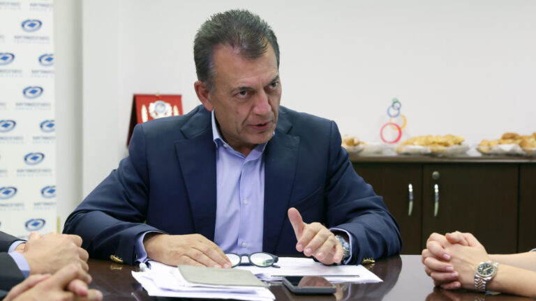 ΒΟΛΟΣ - Στον δήμο Νοτίου Πηλίου ο Αναπληρωτής Υπουργός Αθλητισμού, Γιάννης Βρούτσης ΒΟΛΟΣ - Στον δήμο Νοτίου Πηλίου ο Αναπληρωτής Υπουργός Αθλητισμού, Γιάννης Βρούτσης