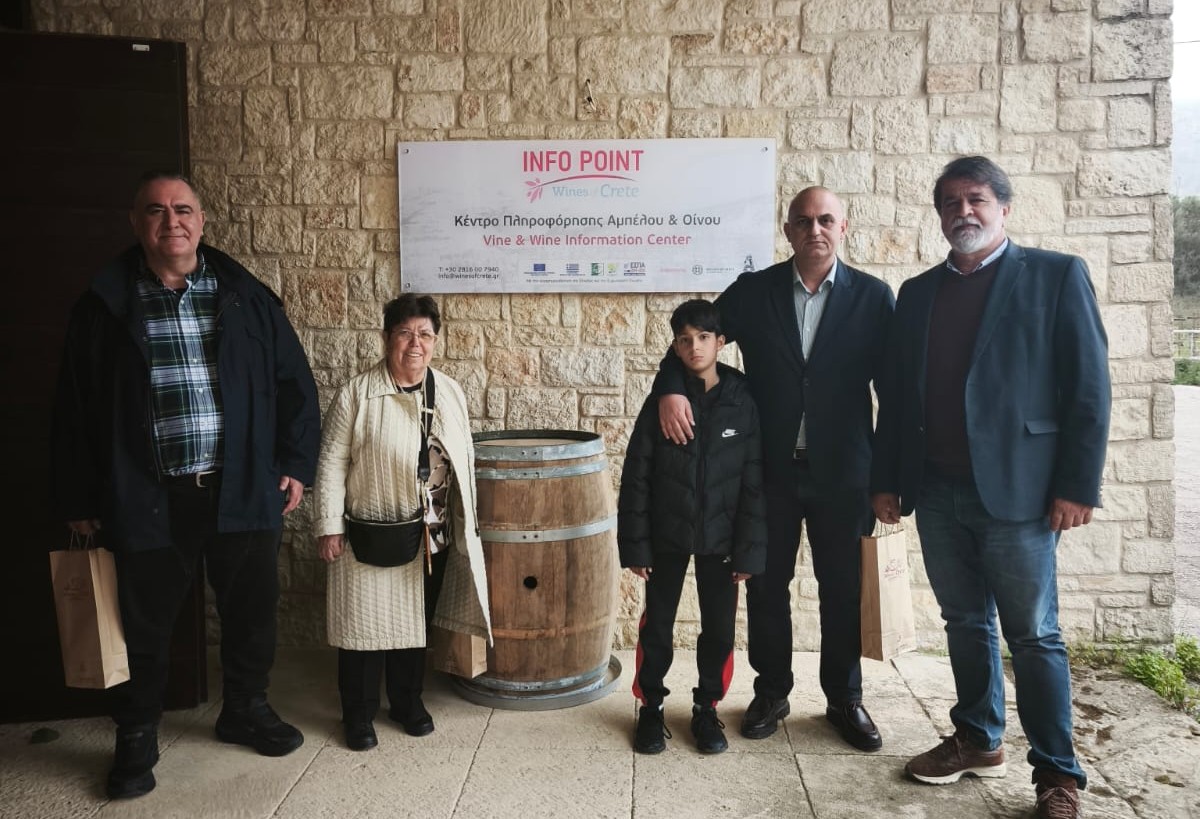 ΘΕΣΣΑΛΙΑ - Στρατηγικές συνεργασίες της Αγροδιατροφικής Σύμπραξης της Περιφέρειας Θεσσαλίας στην Κρήτη ΘΕΣΣΑΛΙΑ - Στρατηγικές συνεργασίες της Αγροδιατροφικής Σύμπραξης της Περιφέρειας Θεσσαλίας στην Κρήτη