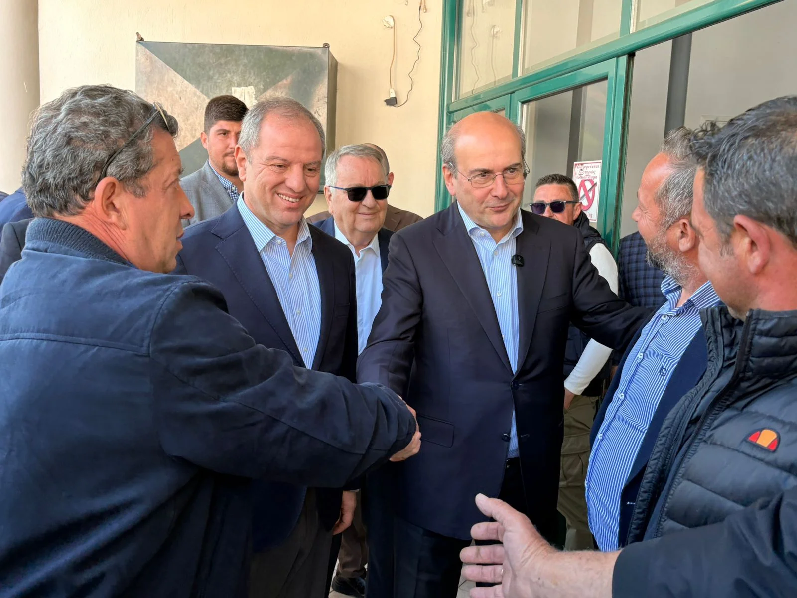 Αγροτικά - Δεσμεύσεις Χατζηδάκη για αποζημιώσεις παγετού και για προανθικό κερασιών Αγροτικά - Δεσμεύσεις Χατζηδάκη για αποζημιώσεις παγετού και για προανθικό κερασιών