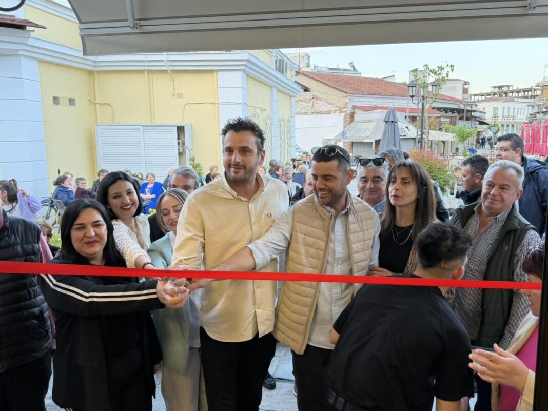 Η τρίτη ηλικία στον Τύρναβο ξαναβρήκε το στέκι της (ΦΩΤΟ)