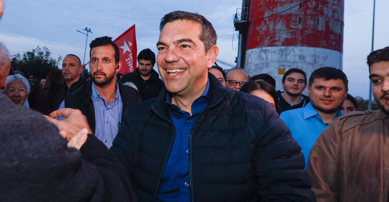 ΠΟΛΙΤΙΚΗ - Ο Τσίπρας ανακοίνωσε το «μανιφέστο» του κόμματός του, ανήμερα Πρωτομαγιάς - «Η Κυβερνώσα Αριστερά της Νέας Εποχής» ΠΟΛΙΤΙΚΗ - Ο Τσίπρας ανακοίνωσε το «μανιφέστο» του κόμματός του, ανήμερα Πρωτομαγιάς - «Η Κυβερνώσα Αριστερά της Νέας Εποχής»