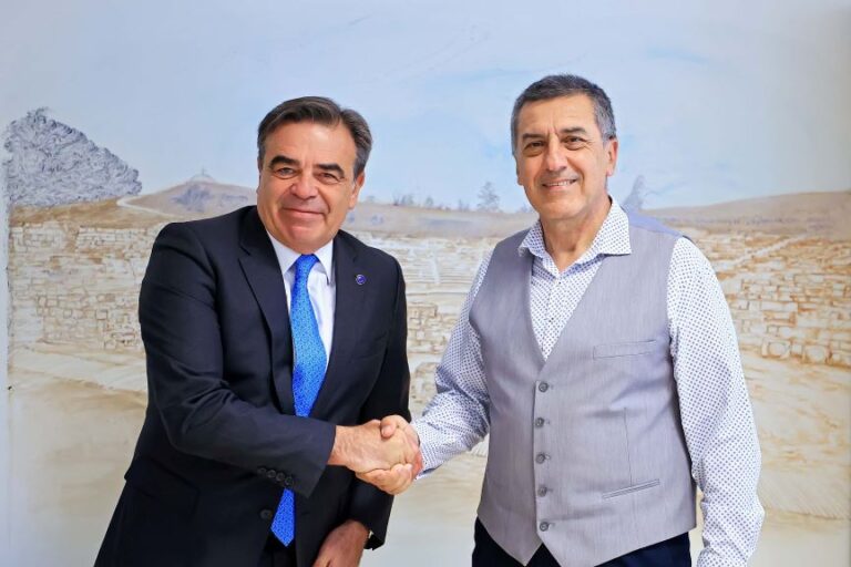 Στο Μαργαρίτη Σχοινά σήμερα ο Κουρέτας- τα θέματα που θα θέσει (video)