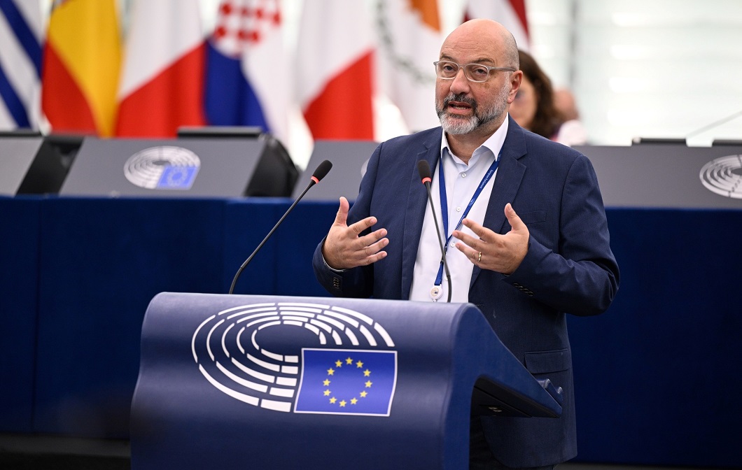 Αγροτικά - Επίτροπος Χάνσεν προς Σάκη Αρναούτογλου: Η Κομισιόν επιταχύνει σχέδιο έκτακτης ανάγκης για τα λιπάσματα Αγροτικά - Επίτροπος Χάνσεν προς Σάκη Αρναούτογλου: Η Κομισιόν επιταχύνει σχέδιο έκτακτης ανάγκης για τα λιπάσματα