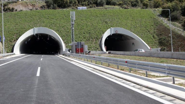 ΛΑΡΙΣΑ - Κλειστές οι σήραγγες των Τεμπών 18 – 22 Μαΐου λόγω εργασιών συντήρησης ΛΑΡΙΣΑ - Κλειστές οι σήραγγες των Τεμπών 18 – 22 Μαΐου λόγω εργασιών συντήρησης
