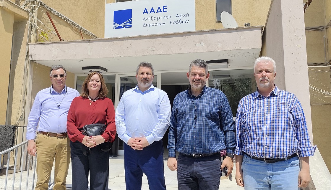 ΛΑΡΙΣΑ - Kλιμάκιο της ΑΑΔΕ στη Λάρισα για το Τελωνείο- «Εκτός» Μαρτάλη φορτηγά άνω των 3,5 τόνων, άμεσα οι παρεμβάσεις στη Βόλου ΛΑΡΙΣΑ - Kλιμάκιο της ΑΑΔΕ στη Λάρισα για το Τελωνείο- «Εκτός» Μαρτάλη φορτηγά άνω των 3,5 τόνων, άμεσα οι παρεμβάσεις στη Βόλου