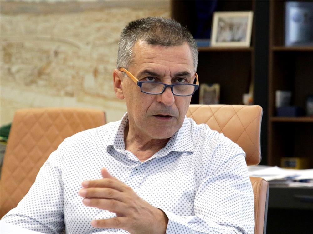 Η αναφορά του Δημήτρη Κουρετα στις δικές του πανελλαδικές εξετάσεις πριν 47 χρόνια και η συμβουλή του προς τους γονείς Η αναφορά του Δημήτρη Κουρετα στις δικές του πανελλαδικές εξετάσεις πριν 47 χρόνια και η συμβουλή του προς τους γονείς