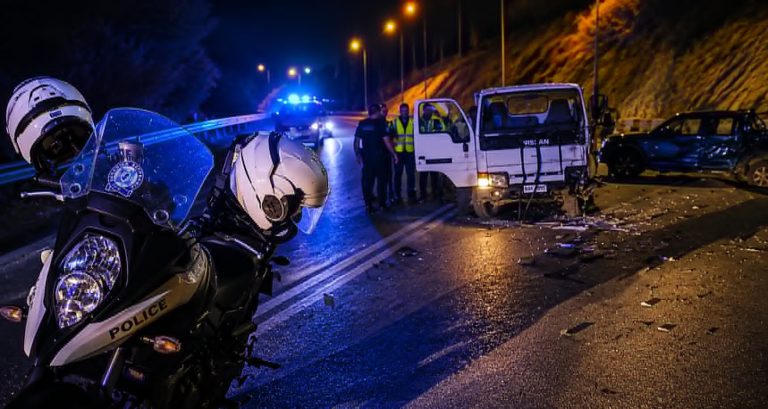 ΒΟΛΟΣ - Βόλος: Δύο τραυματίες σε τροχαίο έξω από το τούνελ της Γορίτσας ΒΟΛΟΣ - Βόλος: Δύο τραυματίες σε τροχαίο έξω από το τούνελ της Γορίτσας