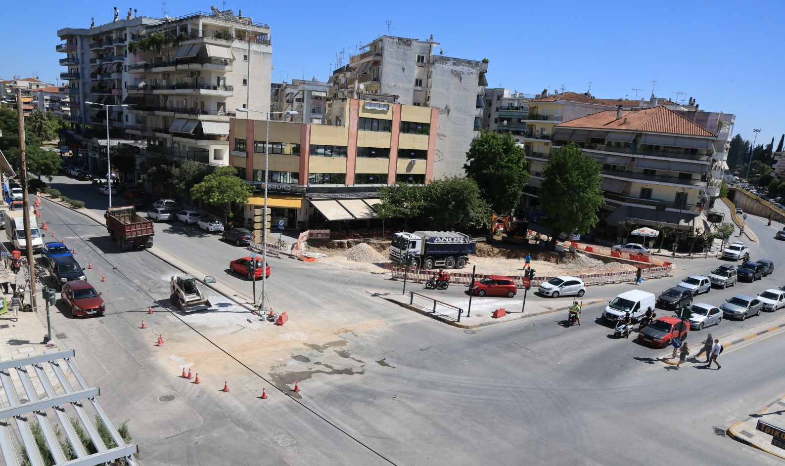 ΛΑΡΙΣΑ - Δήμος Λαρισαίων: Εκτός λειτουργίας, λόγω τροχαίου, τα φανάρια στη συμβολή Ηρ.Πολυτεχνείου και Φαρσάλων ΛΑΡΙΣΑ - Δήμος Λαρισαίων: Εκτός λειτουργίας, λόγω τροχαίου, τα φανάρια στη συμβολή Ηρ.Πολυτεχνείου και Φαρσάλων