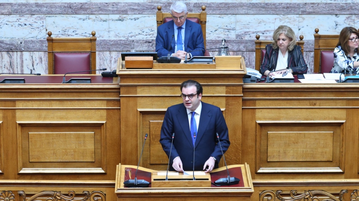 ΟΙΚΟΝΟΜΙΑ - Υπερψηφίστηκε η ρύθμιση για τους δανειολήπτες του νόμου Κατσέλη: Μείωση δόσεων και τόκων για τα «κόκκινα» δάνεια ΟΙΚΟΝΟΜΙΑ - Υπερψηφίστηκε η ρύθμιση για τους δανειολήπτες του νόμου Κατσέλη: Μείωση δόσεων και τόκων για τα «κόκκινα» δάνεια