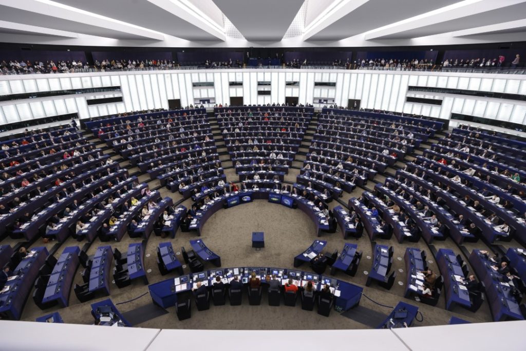Δ. Tσιόδρας: Μια οφειλόμενη απάντηση στην κινδυνολογία και την παραπληροφόρηση Δ. Tσιόδρας: Μια οφειλόμενη απάντηση στην κινδυνολογία και την παραπληροφόρηση