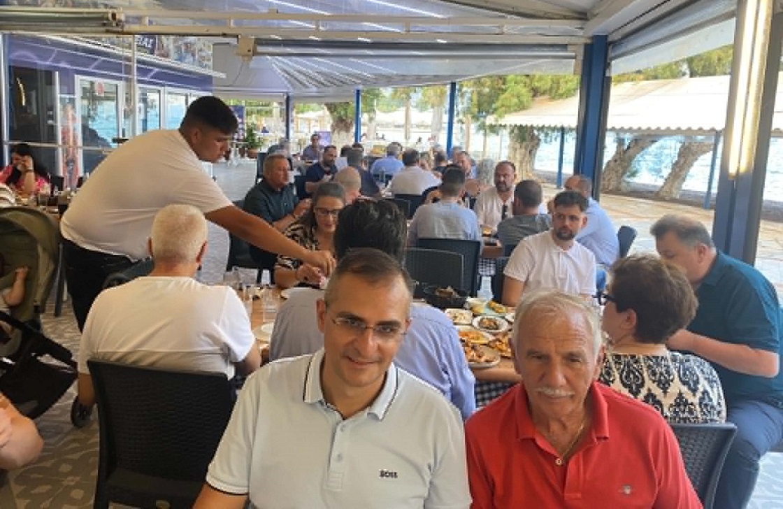 H εκδήλωση για το Νέο Θεσσαλικό Τσίπουρο, του Συνεταιρισμού «Η ΔΗΜΗΤΡΑ» ανέδειξε το απόσταγμα (ΦΩΤΟ +βίντεο)