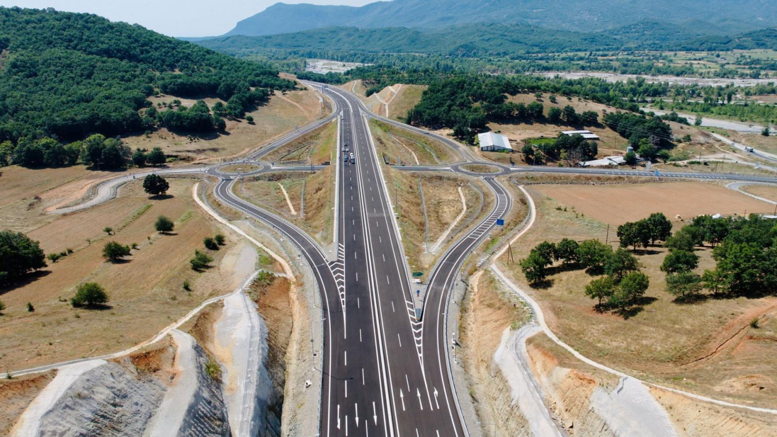 ΕΛΛΑΔΑ - Λαμία-Πάτρα σε μόλις 1,5 ώρα -Πότε θα είναι έτοιμος ο νέος αυτοκινητόδρομος που ενώνει την Κεντρική με τη Δυτική Ελλάδα ΕΛΛΑΔΑ - Λαμία-Πάτρα σε μόλις 1,5 ώρα -Πότε θα είναι έτοιμος ο νέος αυτοκινητόδρομος που ενώνει την Κεντρική με τη Δυτική Ελλάδα