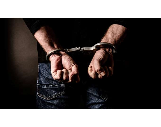 ΛΑΡΙΣΑ - Προσπάθησε να λύσει τις διαφορές του πυροβολώντας με καραμπίνα και συνελήφθη στην περιοχή του Κιλελέρ ΛΑΡΙΣΑ - Προσπάθησε να λύσει τις διαφορές του πυροβολώντας με καραμπίνα και συνελήφθη στην περιοχή του Κιλελέρ
