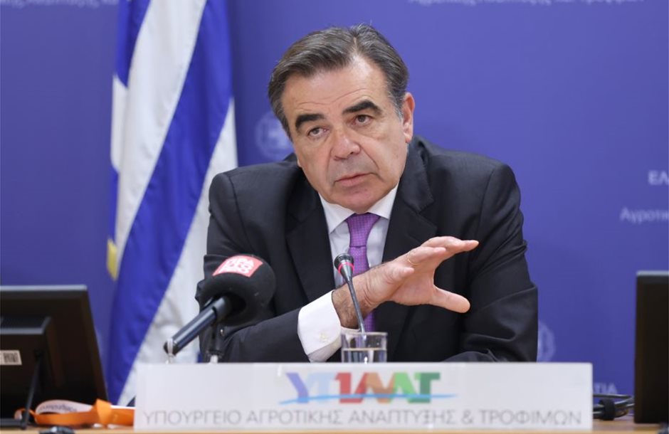 Αγροτικά - Νέα πληρωμή Σεπτέμβριο βλέπει ο Σχοινάς για δεσμευμένα αγροτεμάχια Αγροτικά - Νέα πληρωμή Σεπτέμβριο βλέπει ο Σχοινάς για δεσμευμένα αγροτεμάχια