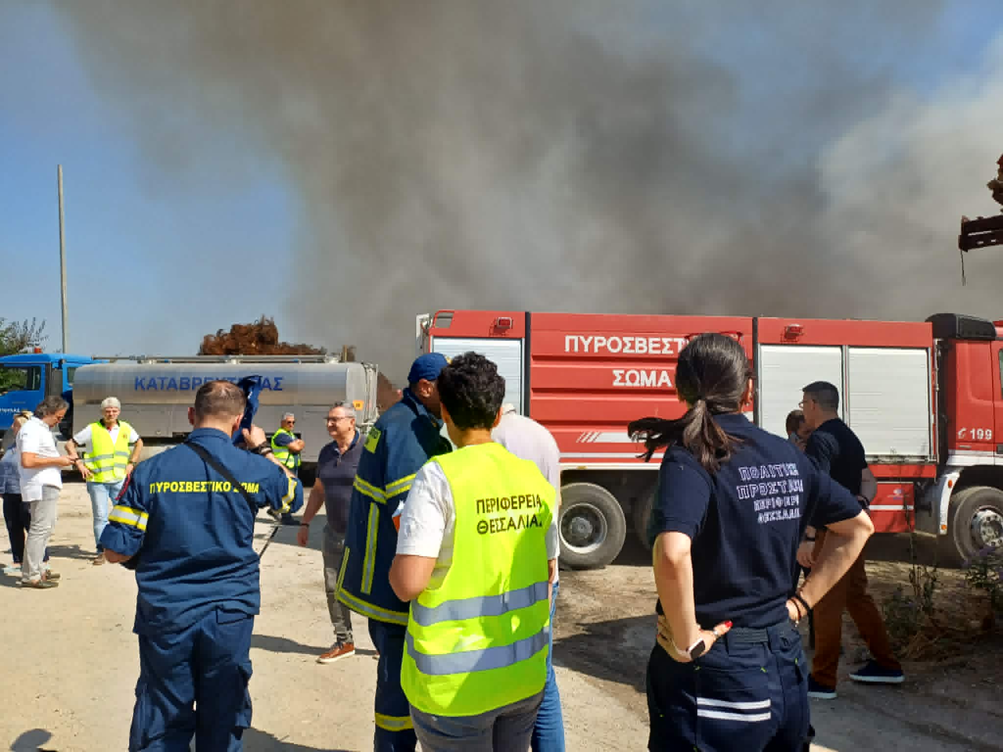 ΛΑΡΙΣΑ - Λάρισα: Οριοθετημένη η μεγάλη φωτιά σε μονάδα ανακύκλωσης-για εμπρησμό μιλά ο ιδιοκτήτης (ΦΩΤΟ+video) ΛΑΡΙΣΑ - Λάρισα: Οριοθετημένη η μεγάλη φωτιά σε μονάδα ανακύκλωσης-για εμπρησμό μιλά ο ιδιοκτήτης (ΦΩΤΟ+video)