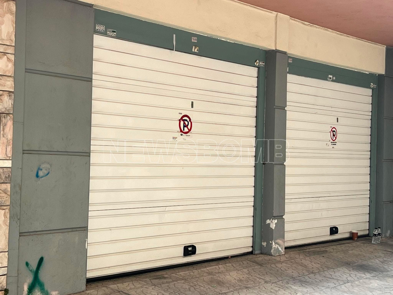 ΕΛΛΑΔΑ - Πειραιάς-νεκρό ζευγάρι: Είχαν αναμμένη μηχανή για το aircondition μέσα σε κλειστό γκαράζ- πέθαναν από αναθυμιάσεις ΕΛΛΑΔΑ - Πειραιάς-νεκρό ζευγάρι: Είχαν αναμμένη μηχανή για το aircondition μέσα σε κλειστό γκαράζ- πέθαναν από αναθυμιάσεις
