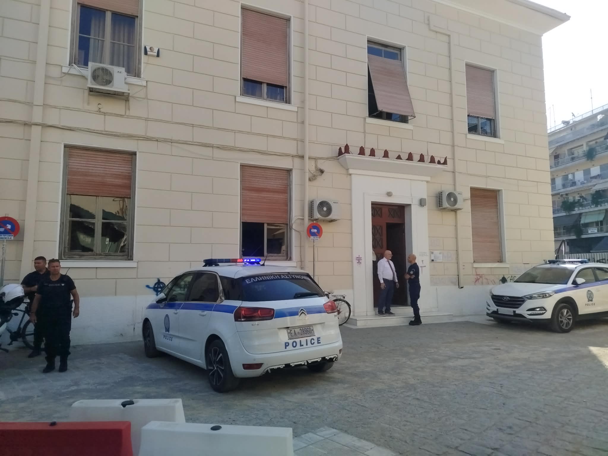 ΚΑΡΔΙΤΣΑ - Αρχισε η δίκη για τη δολοφονία του Γιώργου Τσιτόγλου στην Καρδίτσα ΚΑΡΔΙΤΣΑ - Αρχισε η δίκη για τη δολοφονία του Γιώργου Τσιτόγλου στην Καρδίτσα