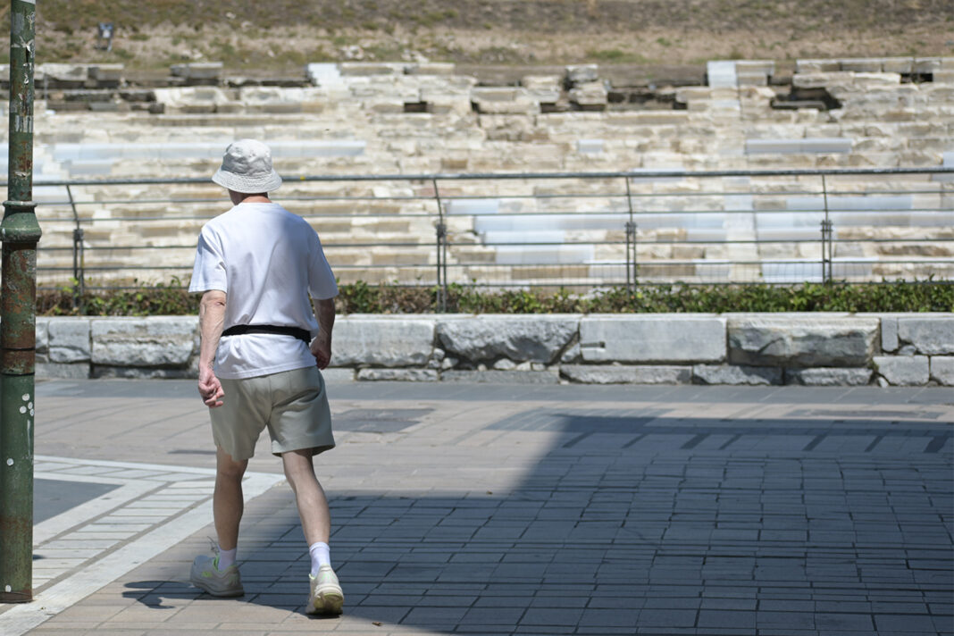 «Χτύπησε κόκκινο» με νέο «40άρι» σήμερα η Λάρισα-συνεχίζεται και αύριο ο καύσωνας (πίνακας)