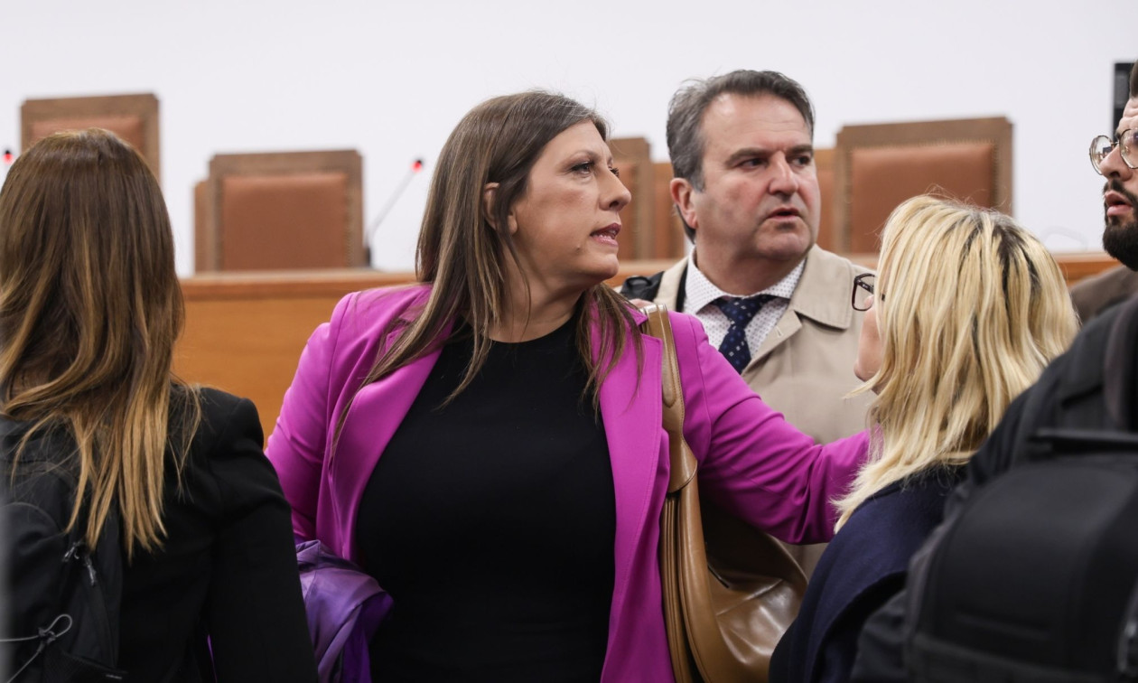 ΛΑΡΙΣΑ - Δίκη για τα Τέμπη: Νέα ένταση μεταξύ της προέδρου και της Ζωής Κωνσταντοπούλου ΛΑΡΙΣΑ - Δίκη για τα Τέμπη: Νέα ένταση μεταξύ της προέδρου και της Ζωής Κωνσταντοπούλου