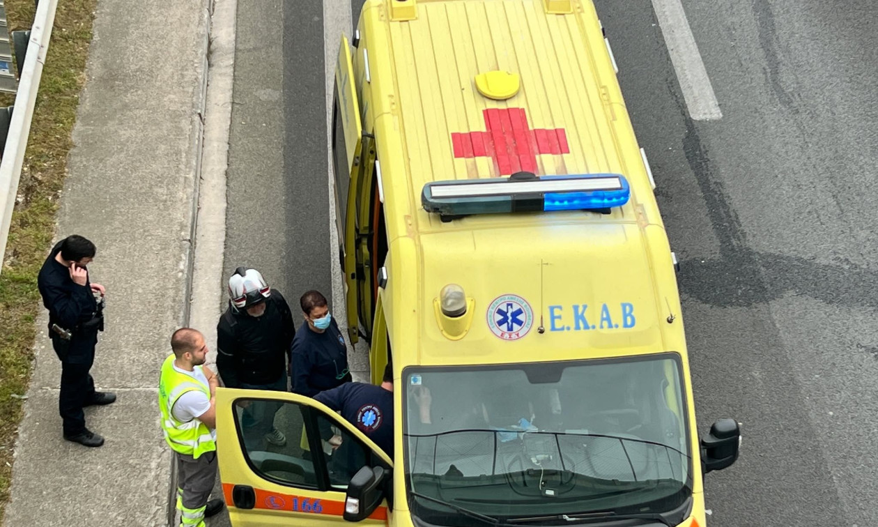 ΒΟΛΟΣ - Φορτηγό έπεσε σε ρεματιά 10 μέτρων στα Χάνια στο δρόμο προς Ζαγορά – Δύο τραυματίες ΒΟΛΟΣ - Φορτηγό έπεσε σε ρεματιά 10 μέτρων στα Χάνια στο δρόμο προς Ζαγορά – Δύο τραυματίες