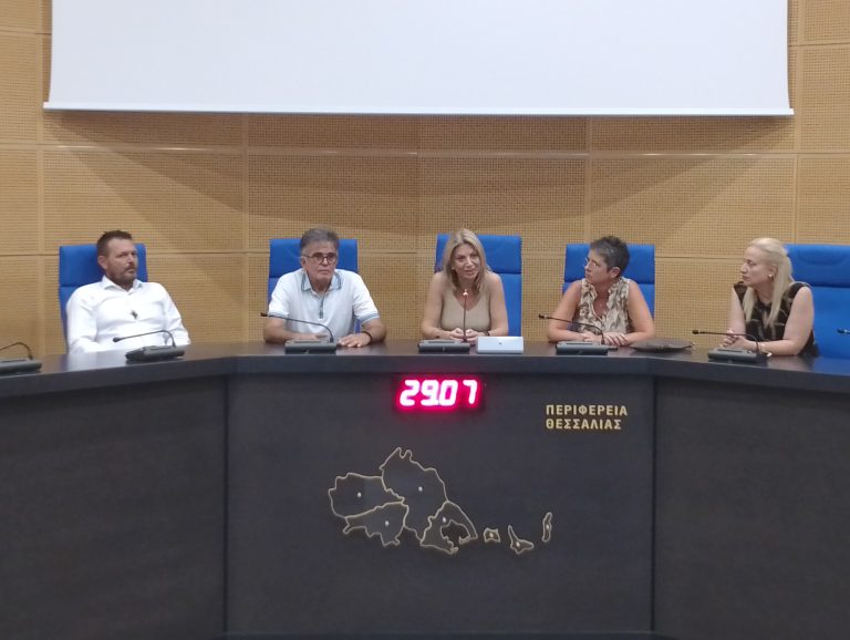ΛΑΡΙΣΑ - Επαφές Μ. Καρυστιανού με φορείς και πολίτες της Λάρισας ΛΑΡΙΣΑ - Επαφές Μ. Καρυστιανού με φορείς και πολίτες της Λάρισας