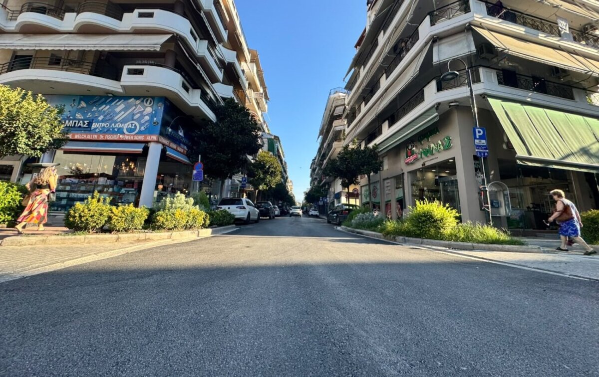 ΛΑΡΙΣΑ - Δήμος Λαρισαίων: Στην κυκλοφορία η οδός Παναγούλη – Ολοκληρώθηκαν οι εργασίες ασφαλτόστρωσης ΛΑΡΙΣΑ - Δήμος Λαρισαίων: Στην κυκλοφορία η οδός Παναγούλη – Ολοκληρώθηκαν οι εργασίες ασφαλτόστρωσης