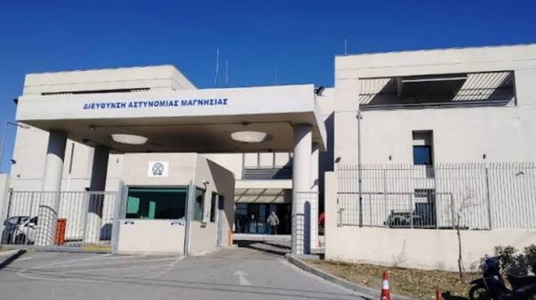 ΒΟΛΟΣ - Ταυτοποιήθηκε 48χρονος για κλοπή 7.000 ευρώ από επιχείρηση στον Βόλο ΒΟΛΟΣ - Ταυτοποιήθηκε 48χρονος για κλοπή 7.000 ευρώ από επιχείρηση στον Βόλο