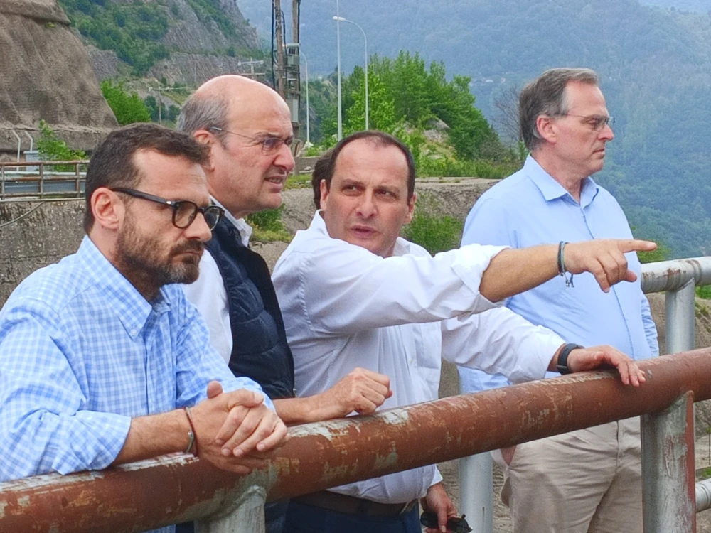 Πως η Ρήτρα Ενεργειακής Διαφυγής μπορεί να χρηματοδοτήσει το έργο του Αχελώου και του φράγματος Μουζακίου Πως η Ρήτρα Ενεργειακής Διαφυγής μπορεί να χρηματοδοτήσει το έργο του Αχελώου και του φράγματος Μουζακίου