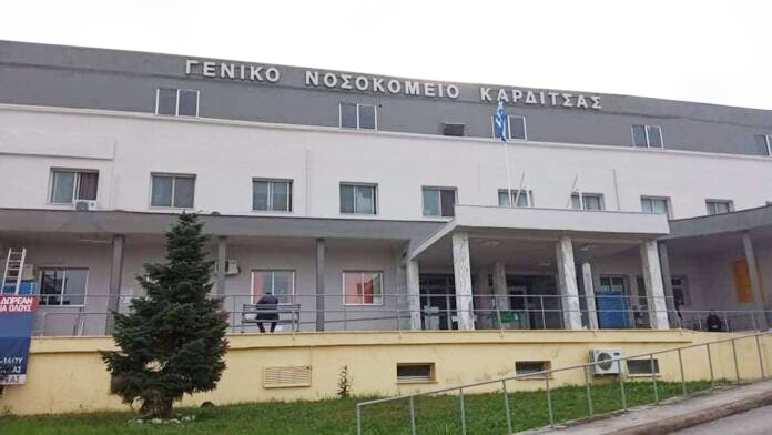 Σε ΜΕΘ του Νοσοκομείου Καρδίτσας μετά από τσίμπημα οχιάς ένας 69χρονος