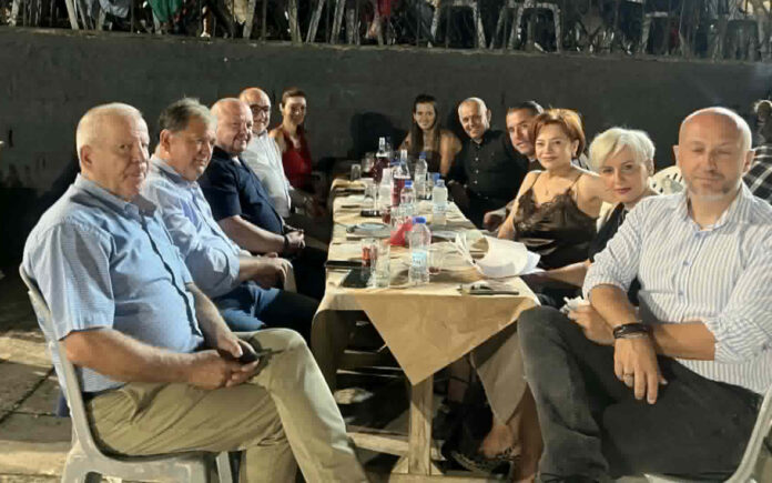 ΚΑΡΔΙΤΣΑ - Ανοιξε τις πύλες της η Γιορτή Κρασιού Μεσενικόλα! ΚΑΡΔΙΤΣΑ - Ανοιξε τις πύλες της η Γιορτή Κρασιού Μεσενικόλα!