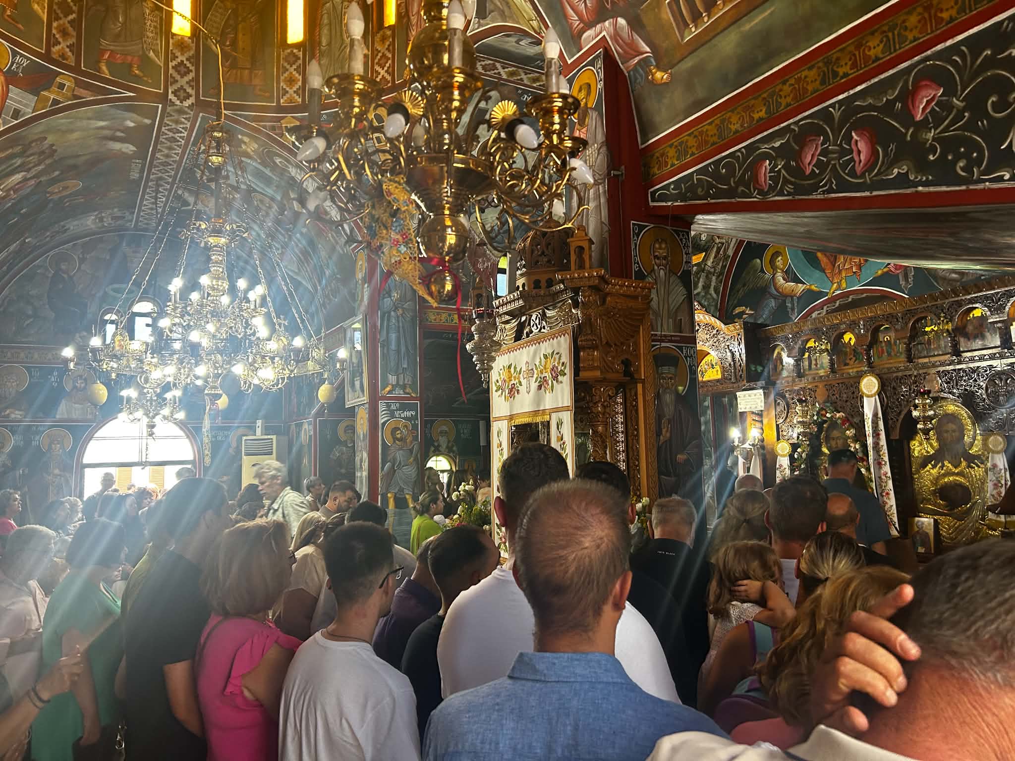 ΛΑΡΙΣΑ - Πλήθος πιστών στην Παναγία Αρμενίου για την εορτή της Κοιμήσεως της Θεοτόκου (ΦΩΤΟ-ΒΙΝΤΕΟ) ΛΑΡΙΣΑ - Πλήθος πιστών στην Παναγία Αρμενίου για την εορτή της Κοιμήσεως της Θεοτόκου (ΦΩΤΟ-ΒΙΝΤΕΟ)