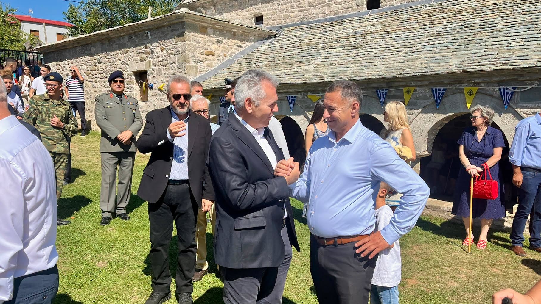 Η εξήγηση του Μάξιμου Χαρακόπουλου για το περιστατικό στη Σαμαρίνα Η εξήγηση του Μάξιμου Χαρακόπουλου για το περιστατικό στη Σαμαρίνα
