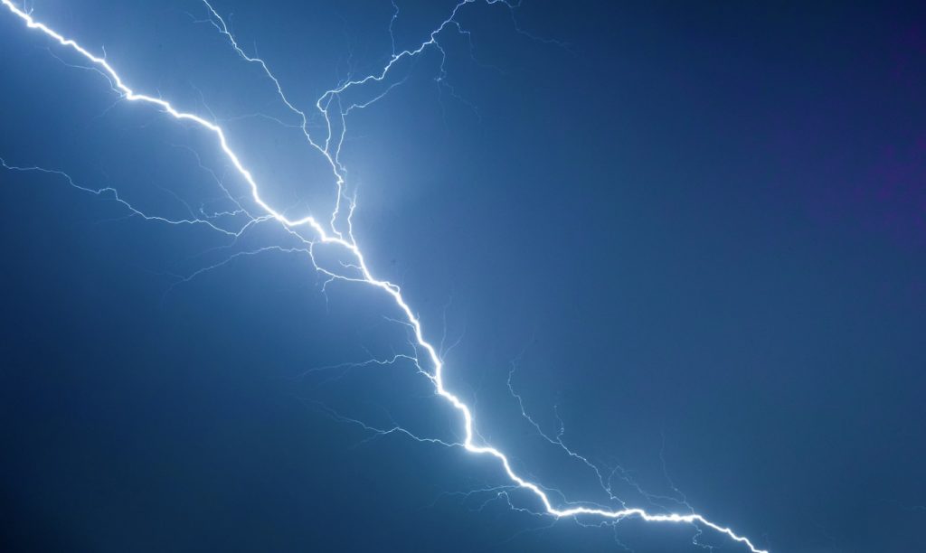 ΘΕΣΣΑΛΙΑ - Πάνω από 5.000 κεραυνοί στην Ελλάδα – οι καταιγίδεςχτύπησαν και σε ορεινά Τρικάλων και στα Φάρσαλα ΘΕΣΣΑΛΙΑ - Πάνω από 5.000 κεραυνοί στην Ελλάδα – οι καταιγίδεςχτύπησαν και σε ορεινά Τρικάλων και στα Φάρσαλα