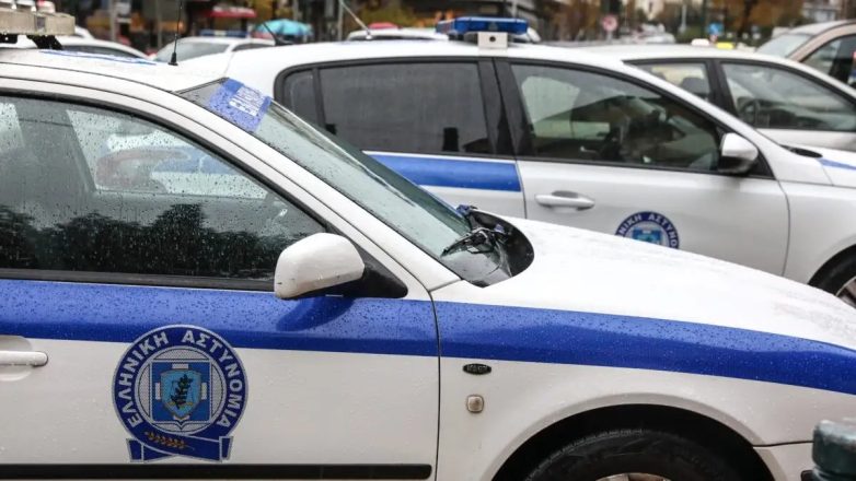 ΕΛΛΑΔΑ - Φρίκη στο Αγρίνιο: Ομαδικό βιασμό κατήγγειλε 15χρονη που είχε εξαφανιστεί από το σπίτι της – Δύο συλλήψεις ΕΛΛΑΔΑ - Φρίκη στο Αγρίνιο: Ομαδικό βιασμό κατήγγειλε 15χρονη που είχε εξαφανιστεί από το σπίτι της – Δύο συλλήψεις