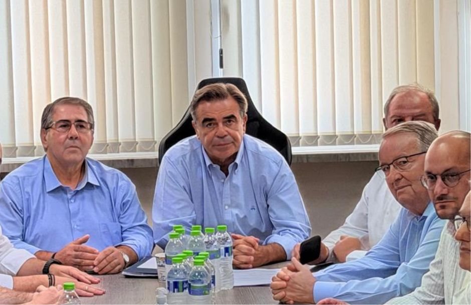 ΑΓΡΟΤΙΚΑ - Στα τέλη του Σεπτεμβρίου στέλνει τις πληρωμές για προανθικό 2025 ο Σχοινάς ΑΓΡΟΤΙΚΑ - Στα τέλη του Σεπτεμβρίου στέλνει τις πληρωμές για προανθικό 2025 ο Σχοινάς